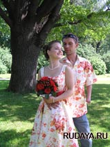 рубашка праздничная и платье на свадьбу